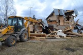 Снос (демонтаж) старых домов в Иркутске